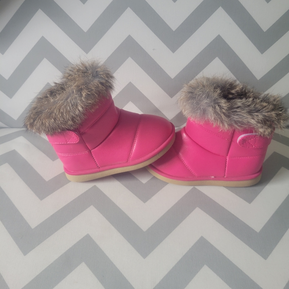 Pink fur boots